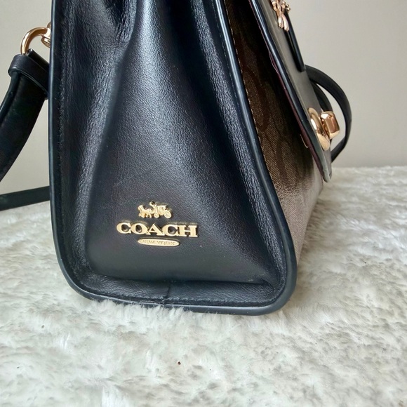Coach Tilly Top Handle Satchel bag in black / khaki with chain charm - Picture 7 of 13